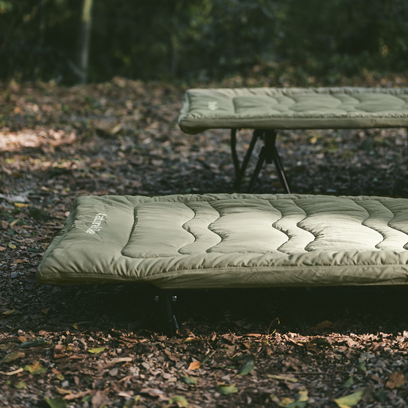 Naturehike polstrovaná podložka na kempingovou postel 860g - zelená